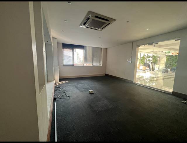 433M² OFFICE TO LET IN ILLOVO